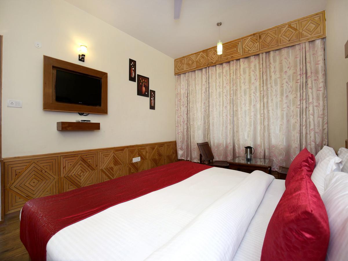 Oyo 10116 Hotel Rhythm Retreat Manāli Extérieur photo